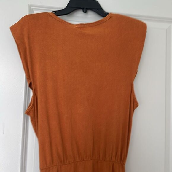 L*Space • Jesse Amber padded shoulder dress - Picture 8 of 10